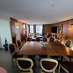 Les Grands Frenes Bed & Breakfast 4*