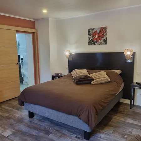 Bed and breakfast Les Grands Frenes Plaine-de-Walsch