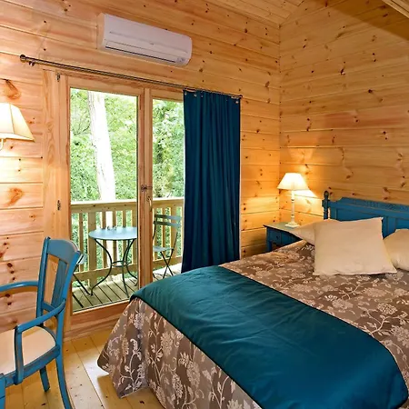 Bed & Breakfast Les Grands Frenes 3*
