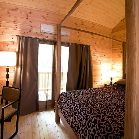 Les Grands Frenes Bed & Breakfast