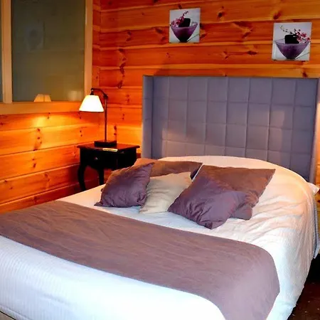 Bed and breakfast Les Grands Frenes 4*