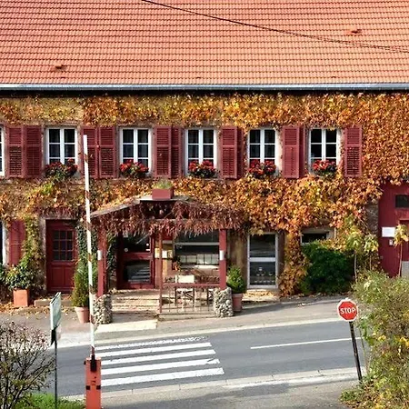 Les Grands Frenes Bed & Breakfast