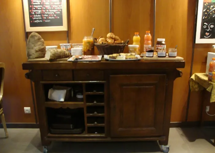 Alojamento de Acomodação e Pequeno-almoço Les Grands Frênes