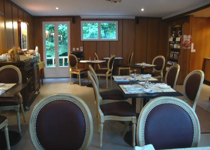 Les Grands Frenes Bed & Breakfast