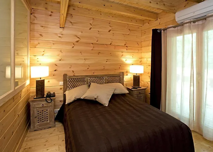 Les Grands Frenes Bed & Breakfast