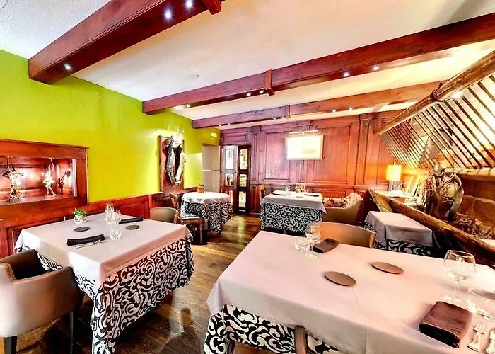 Les Grands Frenes Bed & Breakfast 4*